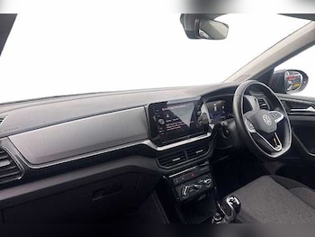 Used Volkswagen T-Cross 2024 for sale - 76040453: Photo 2