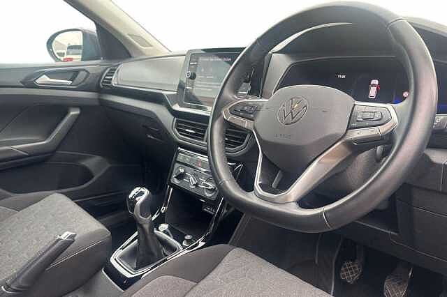 Used Volkswagen T-Cross 2024 for sale - 76040453: Photo 6