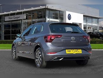 Used Volkswagen Polo 2024 for sale - 78976176: Photo