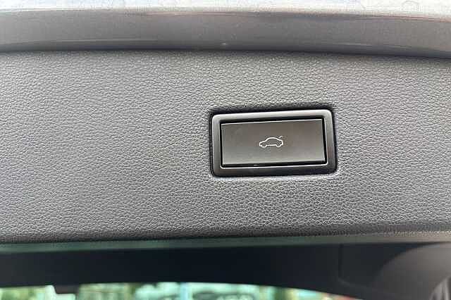 Used Volkswagen Tiguan 2020 for sale - 76010558: Photo 29