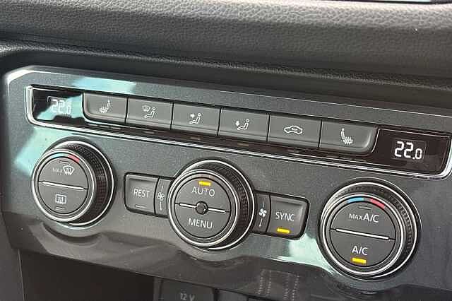 Used Volkswagen Tiguan 2020 for sale - 76010558: Photo 33