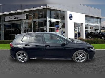 Used Volkswagen Golf 2024 for sale - 78733680: Photo