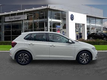 Used Volkswagen Polo 2022 for sale - 77494547: Photo