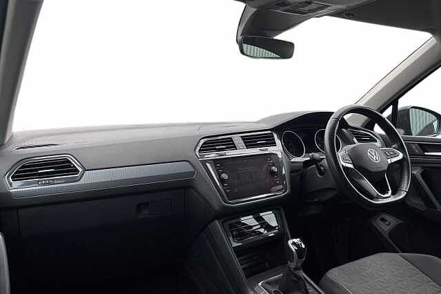 Used Volkswagen Tiguan 2022 for sale - 76026272: Photo 2