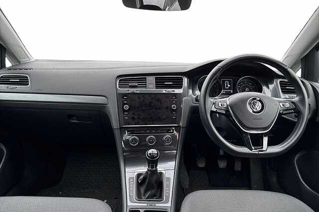 Used Volkswagen Golf 2017 for sale - 76536456: Photo 10