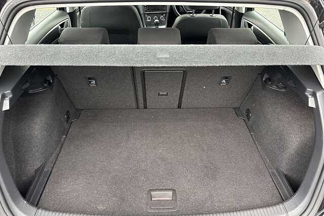 Used Volkswagen Golf 2017 for sale - 76536456: Photo 11