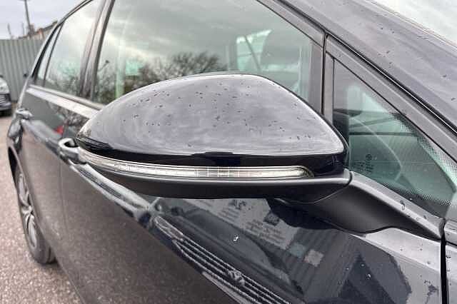 Used Volkswagen Golf 2017 for sale - 76536456: Photo 23