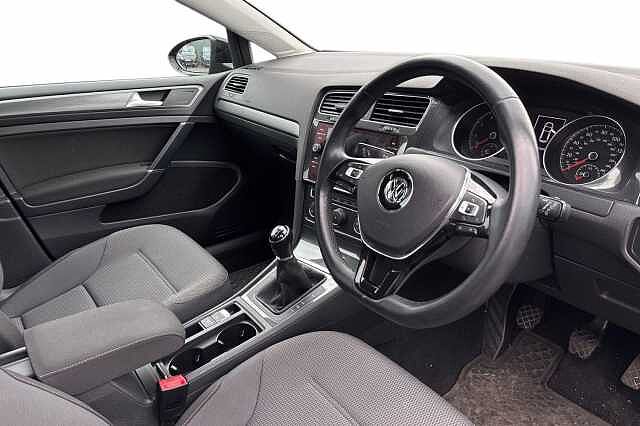 Used Volkswagen Golf 2017 for sale - 76536456: Photo 6