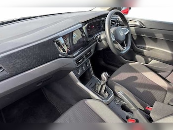 Used Volkswagen Polo 2022 for sale - 75744890: Photo