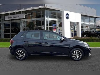 Used Volkswagen Polo 2022 for sale - 75744890: Photo