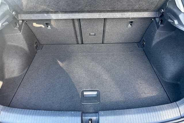 Used Volkswagen T-Roc 2022 for sale - 75995160: Photo 11