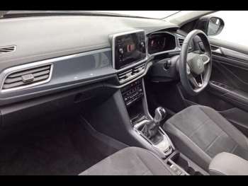 Used Volkswagen T-Roc 2022 for sale - 74530092: Photo