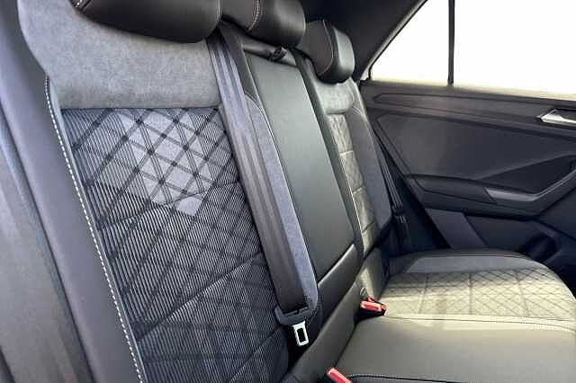 Used Volkswagen T-Roc 2025 for sale - 76101513: Photo 8