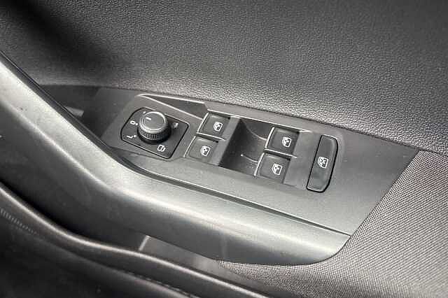 Used Volkswagen Taigo 2023 for sale - 77213289: Photo 32