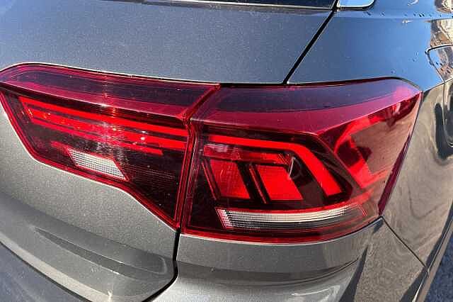 Used Volkswagen T-Roc 2021 for sale - 76531489: Photo 22