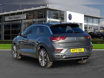 Used Volkswagen T-Roc 2021 for sale - 76531489: Photo