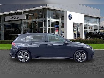 Used Volkswagen Golf 2023 for sale - 79010576: Photo