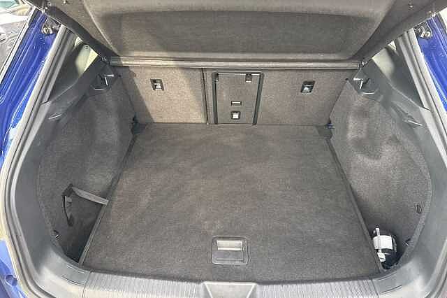 Used Volkswagen ID.4 2023 for sale - 77437994: Photo 11