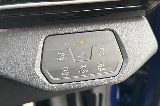 Used Volkswagen ID.4 2023 for sale - 77437994: Photo 24