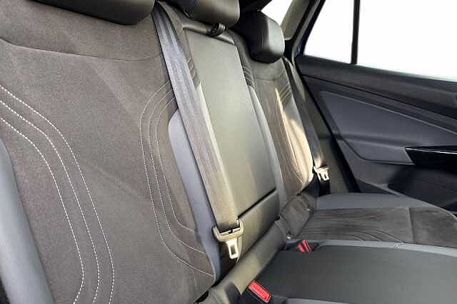 Used Volkswagen ID.4 2023 for sale - 77437994: Photo 8