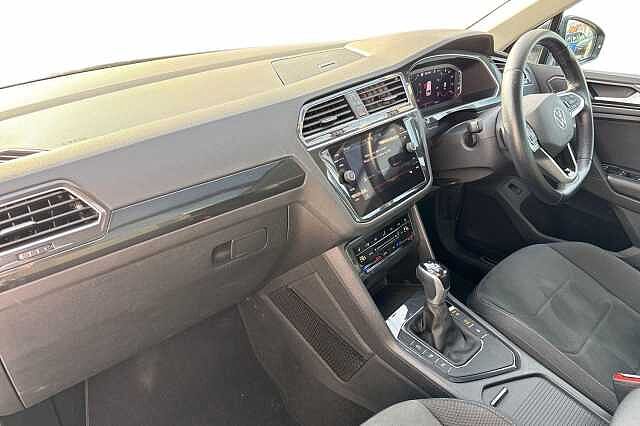 Used Volkswagen Tiguan 2021 for sale - 75982506: Photo 2