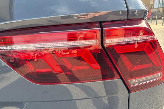 Used Volkswagen Tiguan 2021 for sale - 75982506: Photo 22