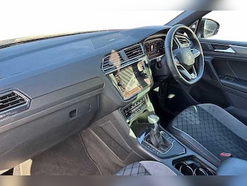 Used Volkswagen Tiguan 2022 for sale - 76418116: Photo