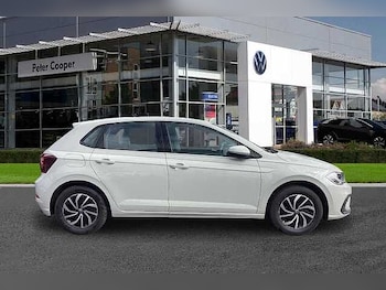 Used Volkswagen Polo 2023 for sale - 78182452: Photo