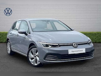 Used Volkswagen Golf 2024 for sale - 78920656: Photo