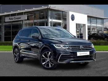 2024 (24) - Facelift 2.0 TSI R-Line EVO 4M DSG + LEATHER 5-Door