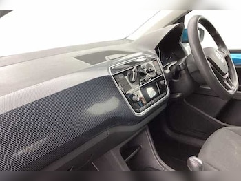 Used Volkswagen up! 2018 for sale - 78106529: Photo