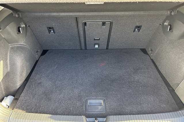 Used Volkswagen Golf 2024 for sale - 76319687: Photo 11