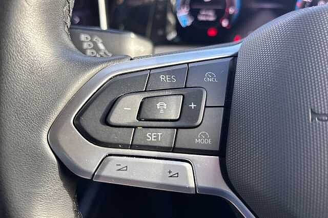 Used Volkswagen Golf 2024 for sale - 76319687: Photo 15