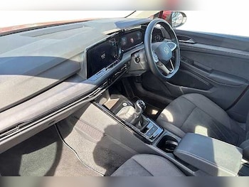 Used Volkswagen Golf 2023 for sale - 77953870: Photo