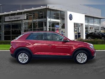 Used Volkswagen T-Roc 2023 for sale - 78069777: Photo