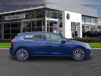 Used Volkswagen Golf 2023 for sale - 76082163: Photo 4