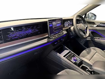 Used Volkswagen Touran 2025 for sale - 77822026: Photo