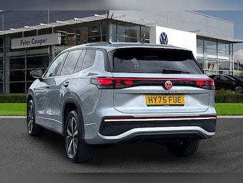 Used Volkswagen Touran 2025 for sale - 77822026: Photo