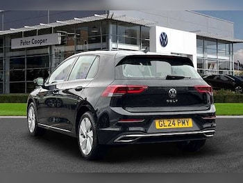 Used Volkswagen Golf 2024 for sale - 75995159: Photo
