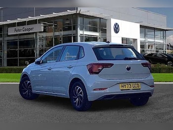 Used Volkswagen Polo 2023 for sale - 76896830: Photo