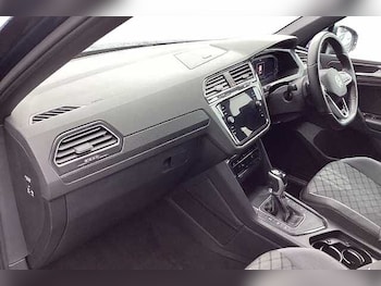 Used Volkswagen Tiguan 2023 for sale - 77460502: Photo