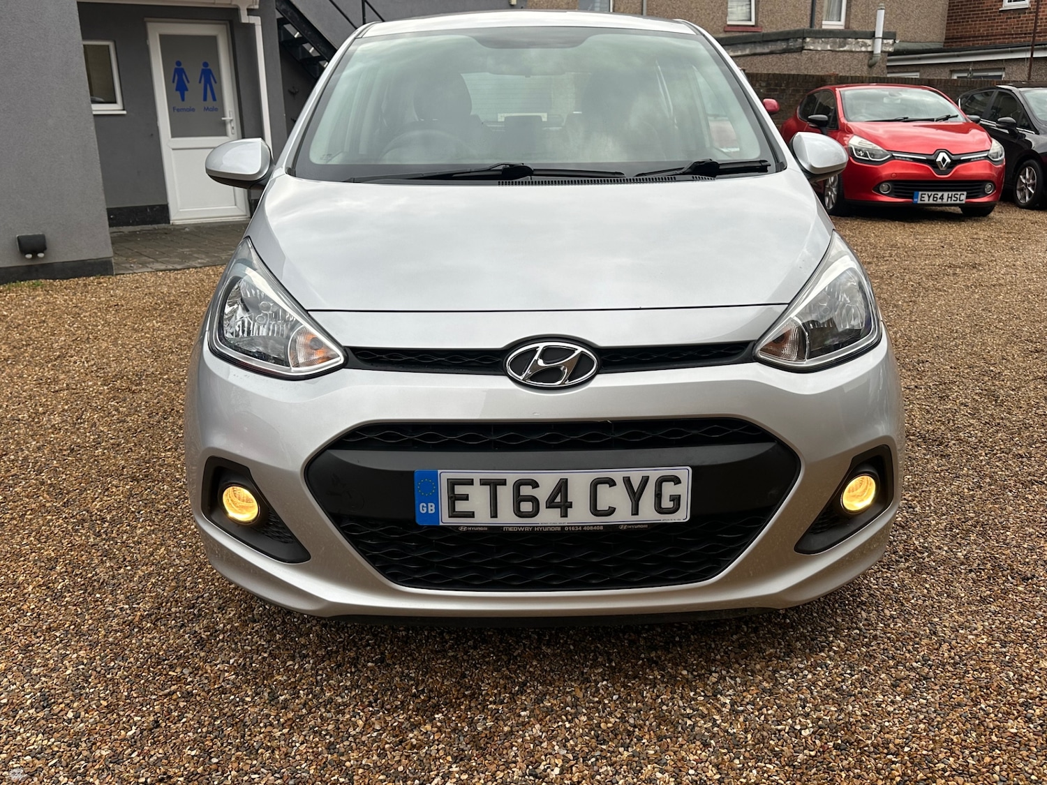 Used Hyundai i10 2015 for sale - 77303119: Photo 3