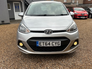 Used Hyundai i10 2015 for sale - 77303119: Photo