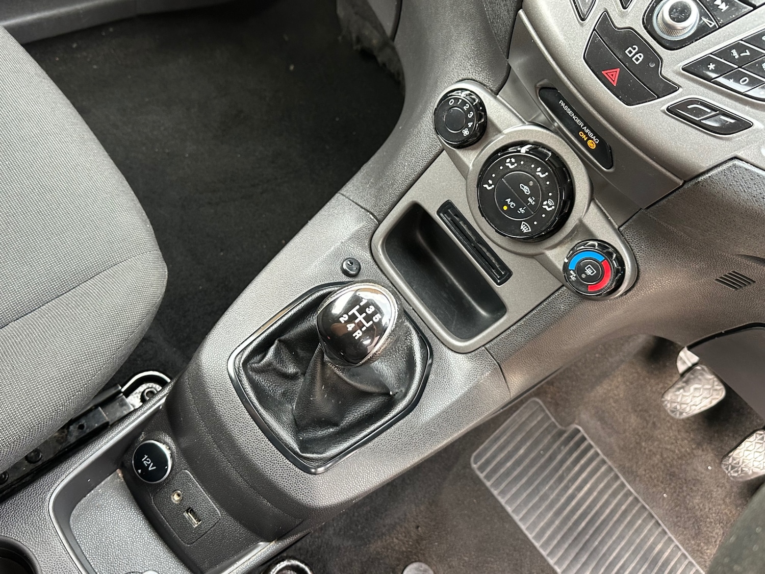 Used Ford Fiesta 2013 for sale - 76381812: Photo 16