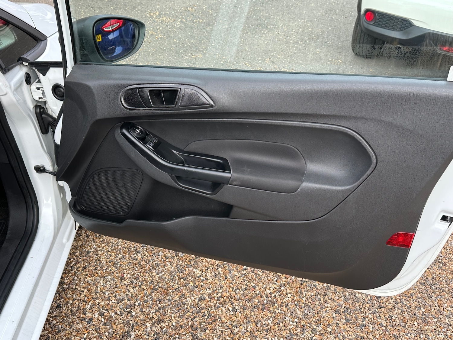 Used Ford Fiesta 2013 for sale - 76381812: Photo 8