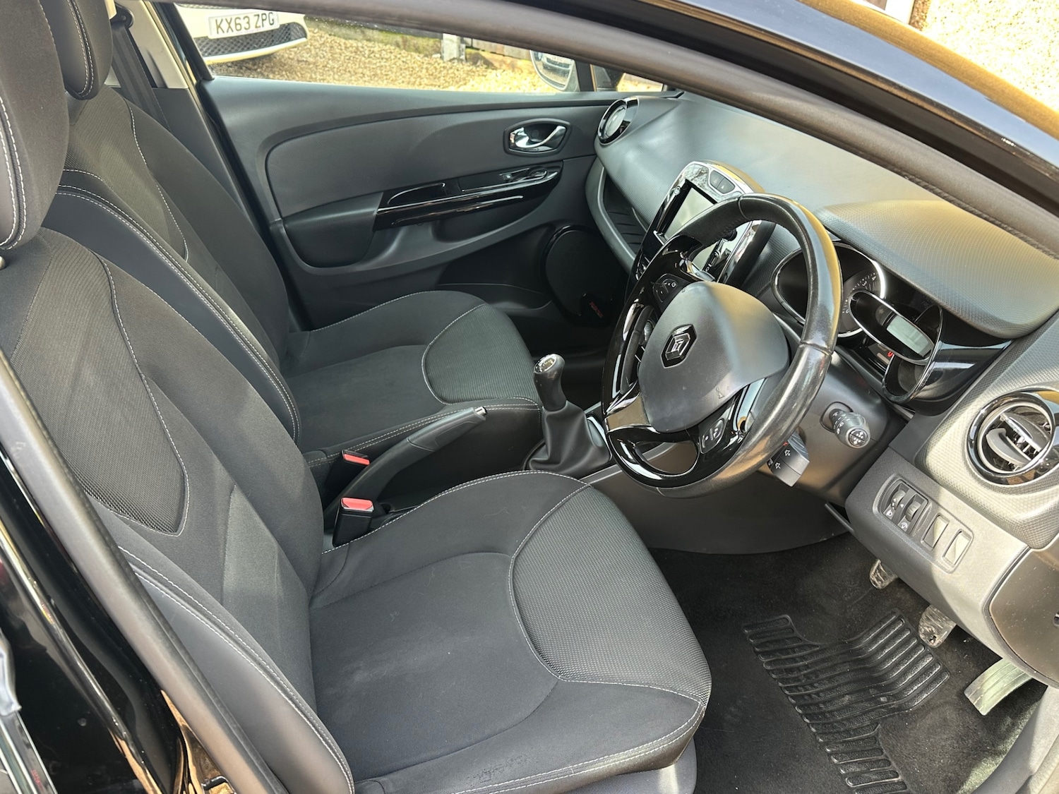 Used Renault Clio 2014 for sale - 77582401: Photo 13