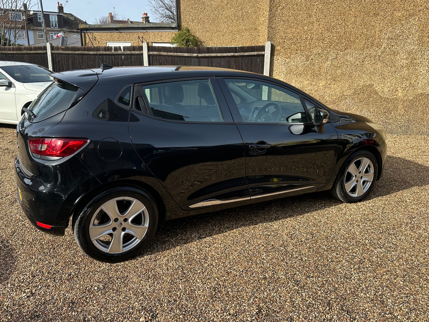 Used Renault Clio 2014 for sale - 77582401: Photo 9