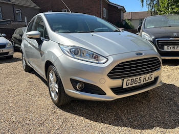 Used Ford Fiesta 2015 for sale - 79476754: Photo