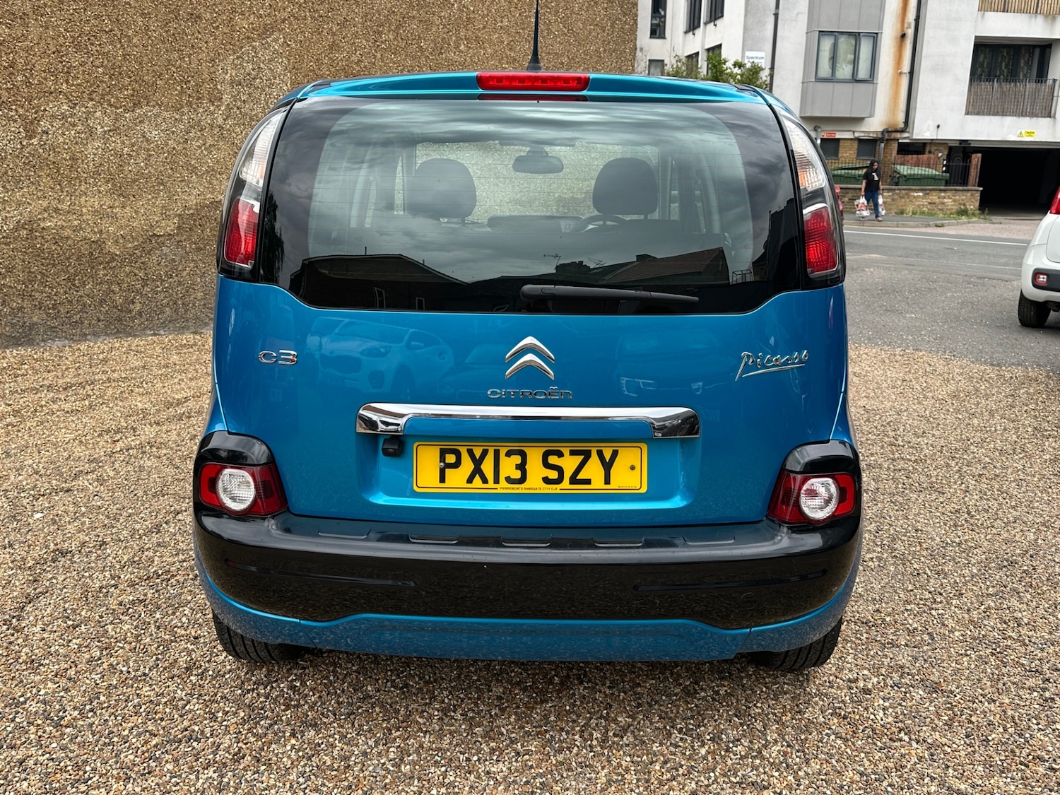 Vehicle 6