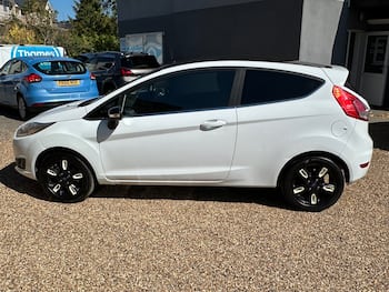 Used Ford Fiesta 2016 for sale - 79628279: Photo